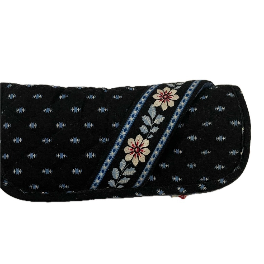 Vera Bradley Black and White Tote with Eyeglass Case - Picture 4 of 7